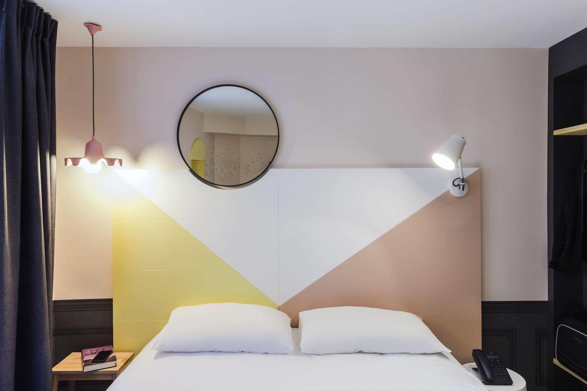 Ibis Styles Paris Gare De L'Est Tgv Hotel Exterior photo